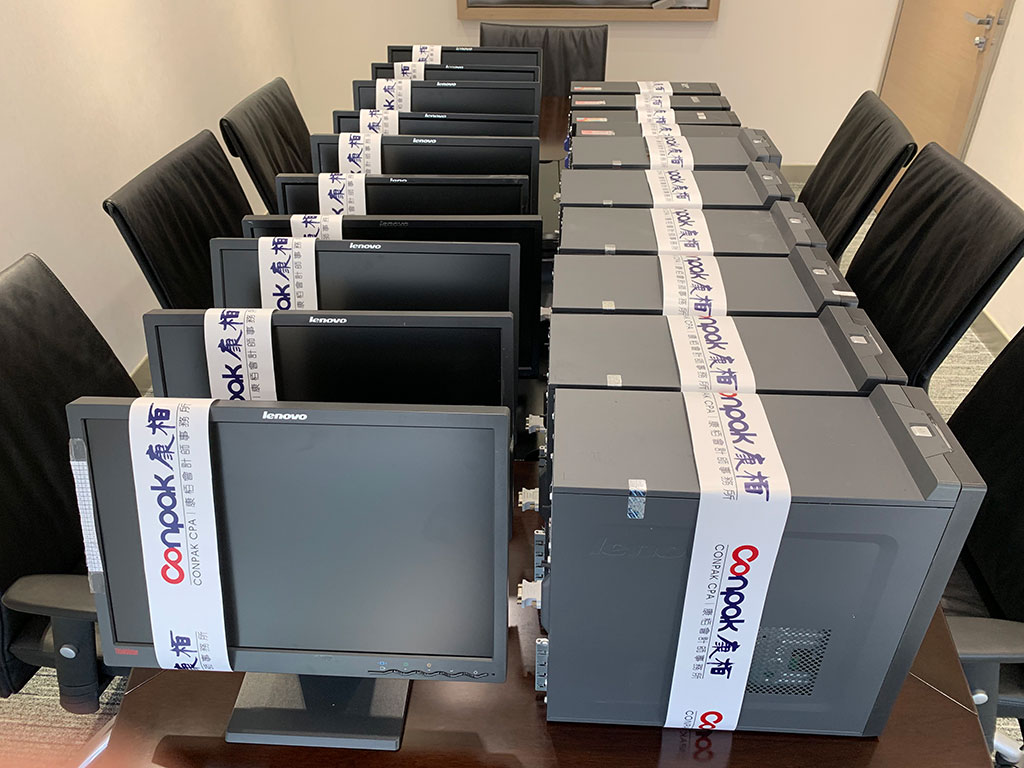 第12ロットコンピューターを寄付する