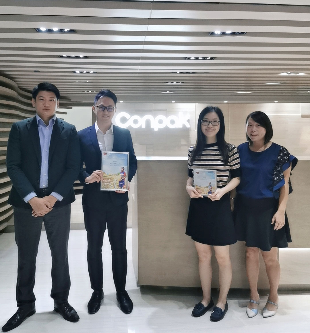 香港世界宣明会「一食抜き-参加する人数が多いの準優勝」栄誉を獲得した