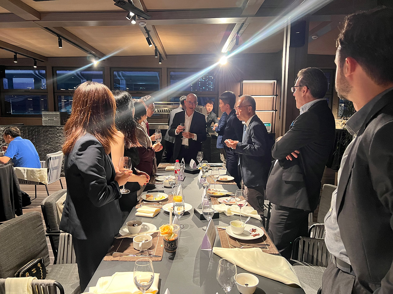 対話から盛宴へ：グローバル洞察交流会